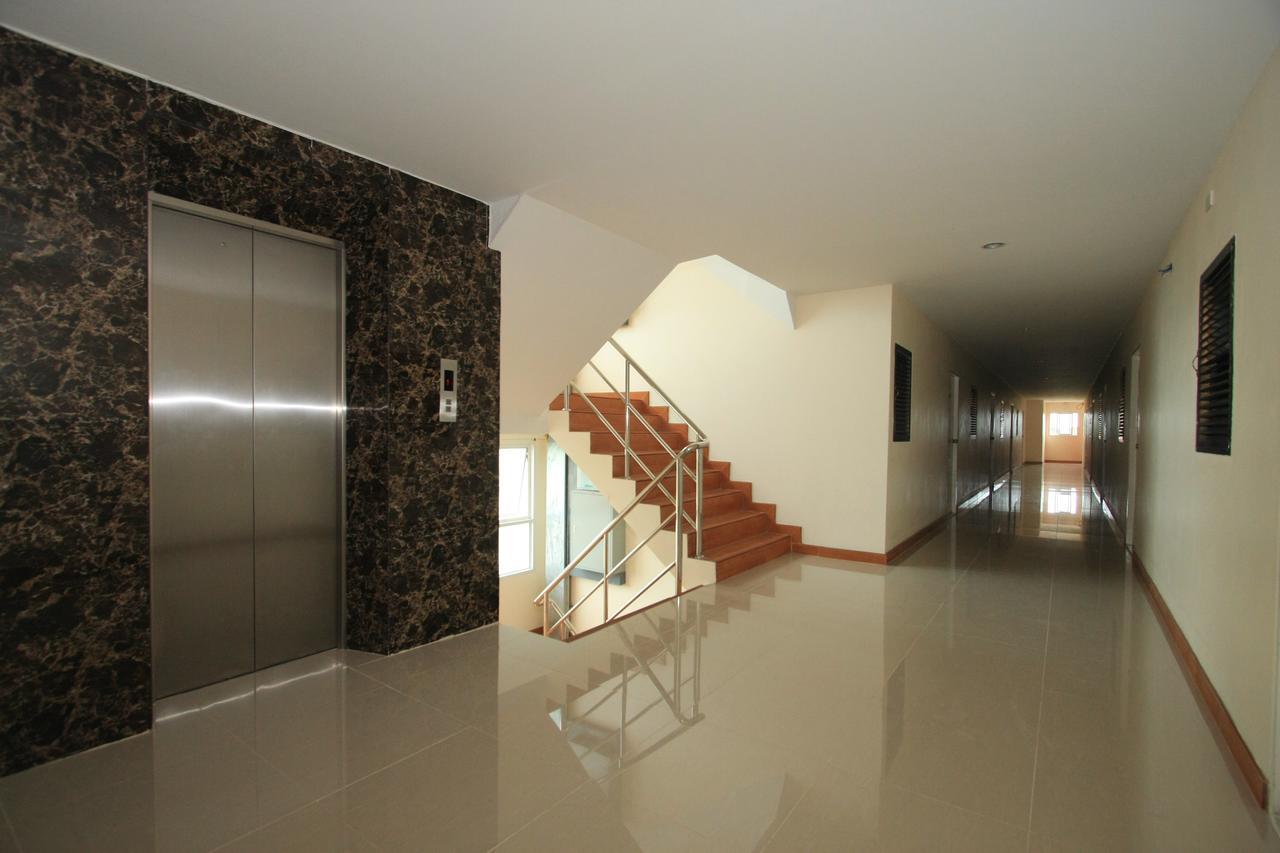 Chantorn Residence Si Racha Exterior foto